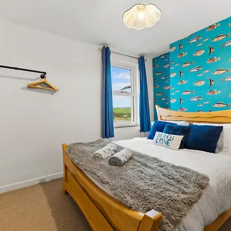 Cumbric - Cosy District Escape Lamplugh