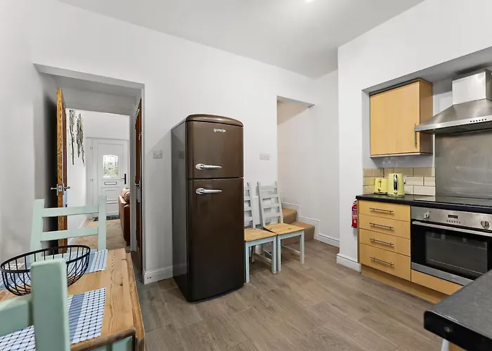 Cumbric - Cosy District Escape