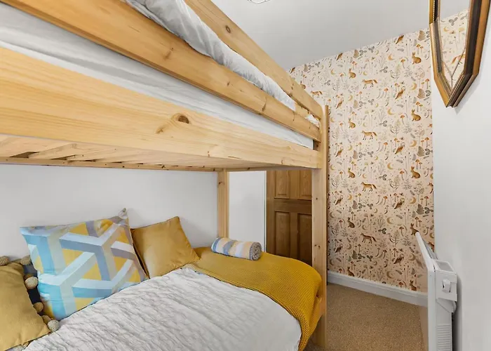 Cumbric - Cosy District Escape Lamplugh